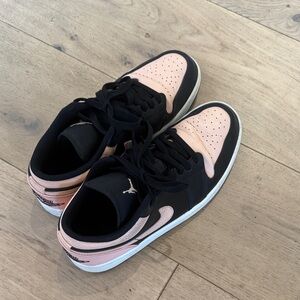 Nike Jordan Black and pink Sneakers size men’s 9.5 or women’s 11